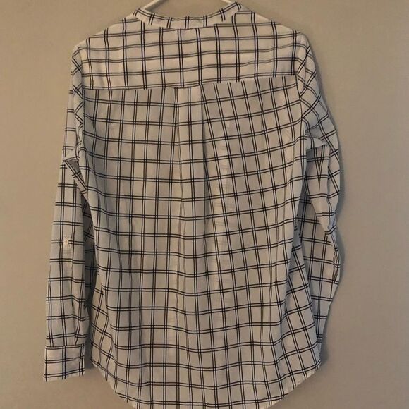 Jones NY shirt  - Picture 2 of 3